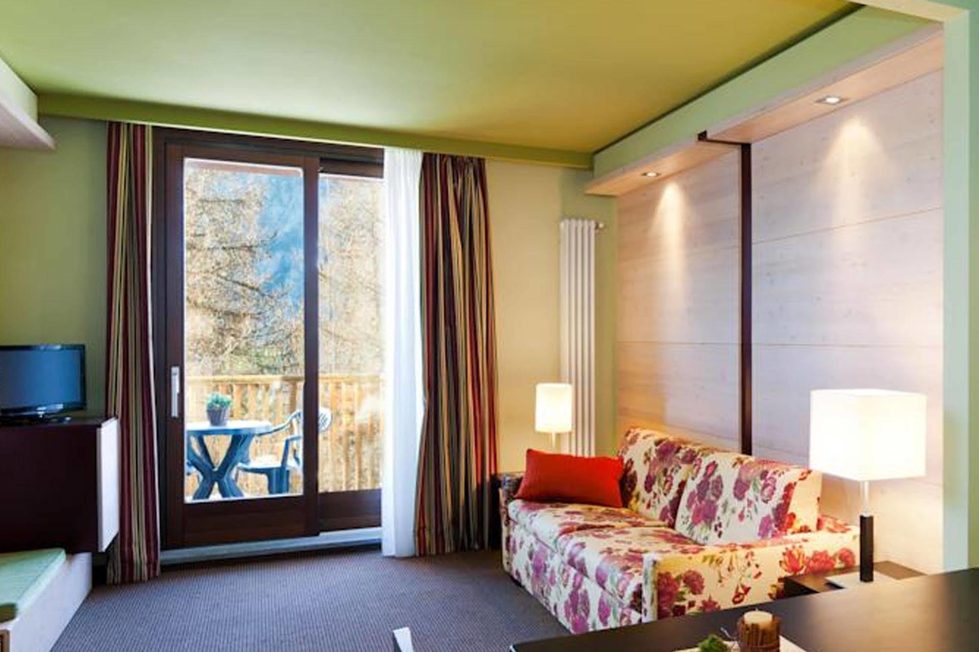 Hotel Sansicario Majestic Чезана-Торинезе Экстерьер фото